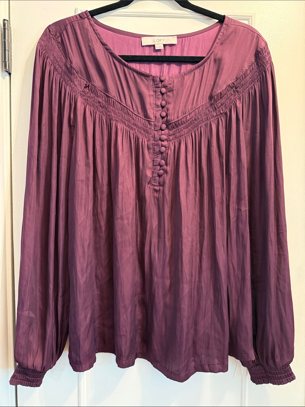 LOFT Mauve Button-Front Peasant blouse. Size XL